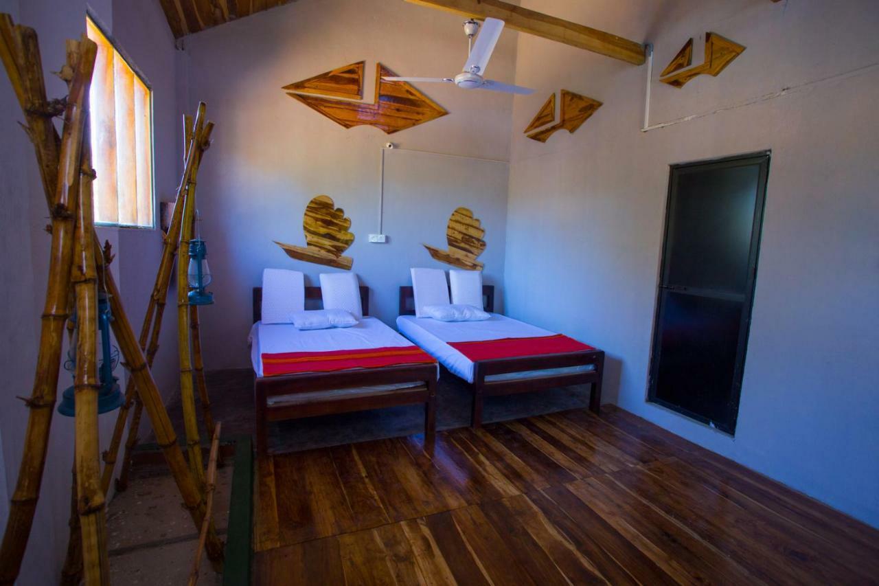 Neem Garden Guest House Batticaloa Oda fotoğraf